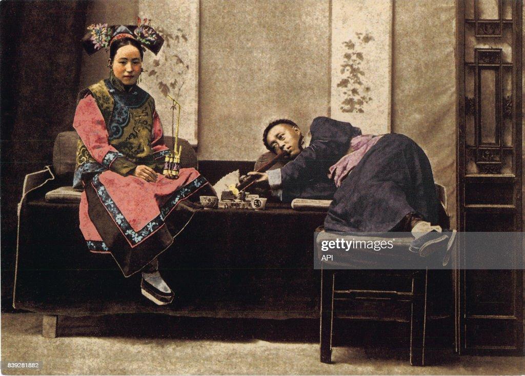 В конце восемнадцатого и начале девятнадцатого веков у китайской элиты появилась мода на особый «водяной табак» (шуйян)