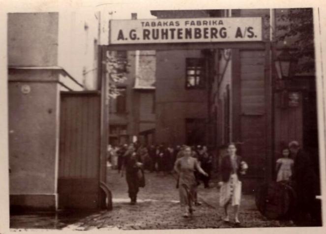 До 1890-го года на фабрике A.G. Ruhtenberg производили сигары