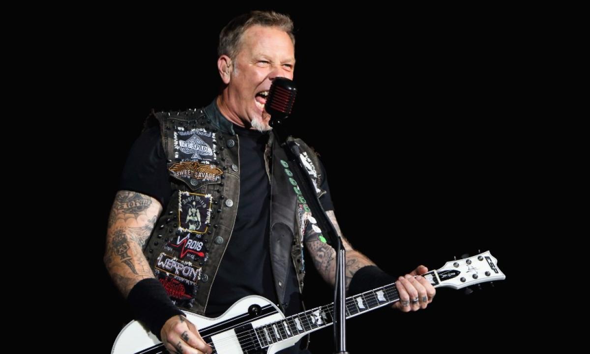 Джеймс Хэтфилд — гитарист-вокалист Metallica, один из идейных вдохновителей проекта Blackened Cigars “M81”