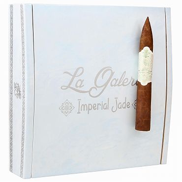 La Galera Imperial Jade Piramide