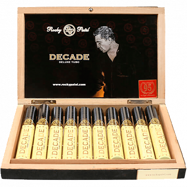 Rocky Patel Decade Toro Deluxe Tubo