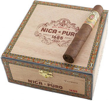 Alec Bradley Nica Puro Toro