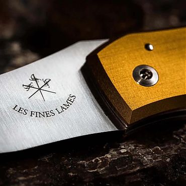 Нож Les Fines Lames Le Petit Anodized Aluminium YELLOW