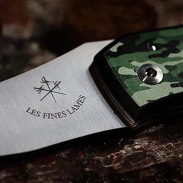 Нож Les Fines Lames Le Petit CAMO Woodland