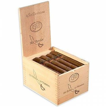 La Flor Dominicana Air Bender Valiente