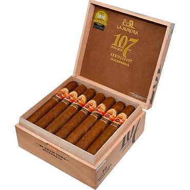 Lа Aurora 107 Nicaragua Gran Toro