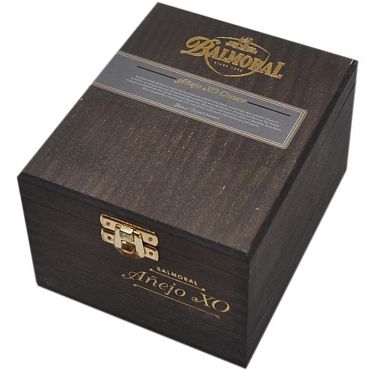 Balmoral Anejo XO Oscuro Gran Toro